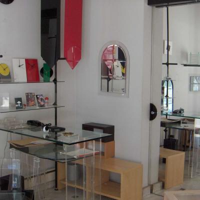 Shops 10